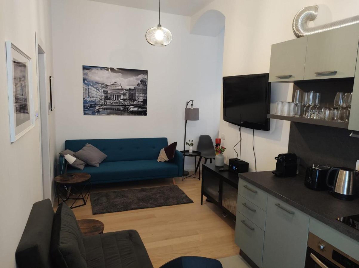 Boutique Apartments Cecilia Trieszt Kültér fotó
